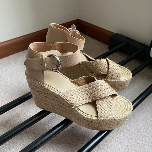 MARC FISHER LTD Women Aylon Leather Espadrille Wedge Sandals - NEW NWOB - Picture 8 of 9